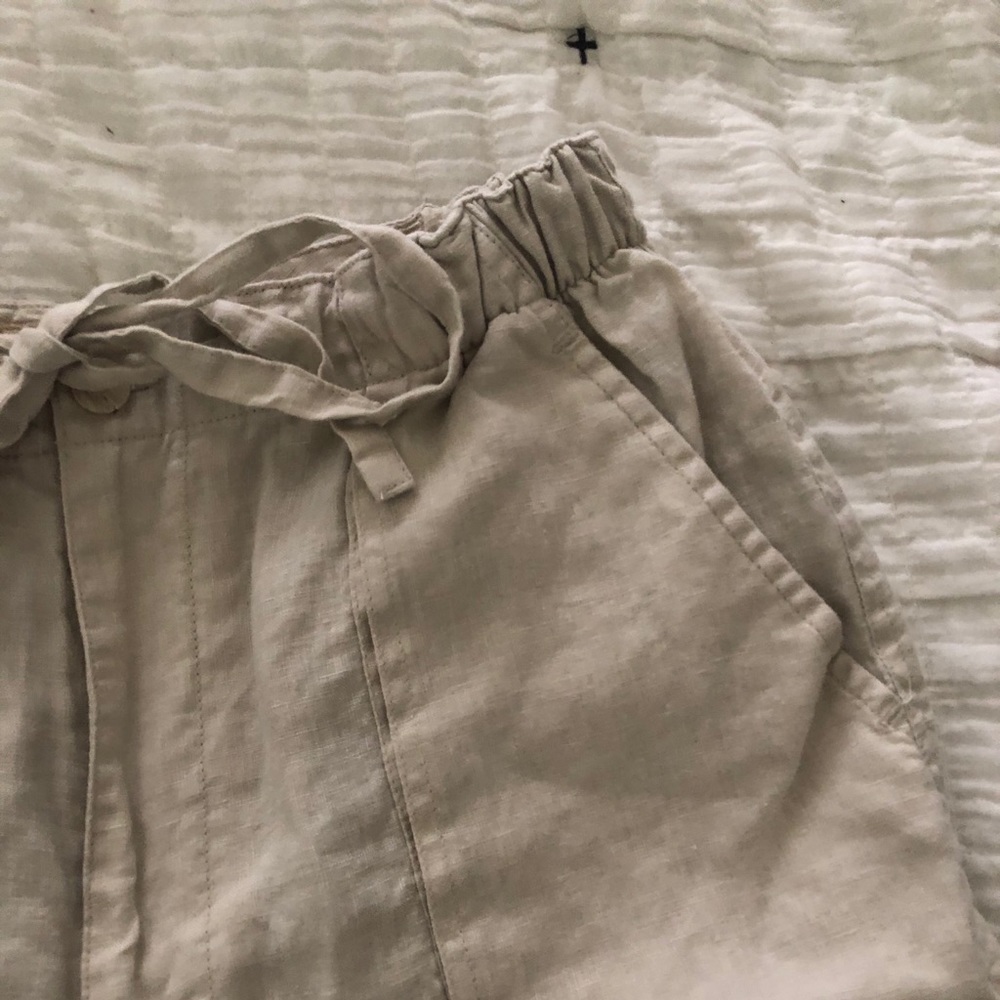 Beige pants! - Picture 3 of 6